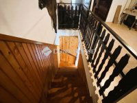 Eladó családi ház, Balatoncsicsón 84 M Ft, 8 szobás