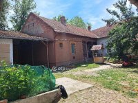 Eladó téglalakás, Békéscsabán 17.4 M Ft, 2 szobás