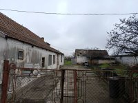 Eladó családi ház, Udvaron 6.9 M Ft, 4 szobás