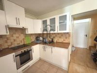 Eladó téglalakás, VI. kerületben 119.9 M Ft, 3 szobás