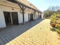 Eladó családi ház, Mogyoródon 125 M Ft, 6 szobás