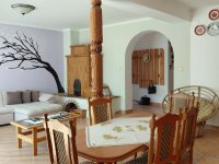 Eladó családi ház, Nyíregyházán 84.75 M Ft, 7 szobás