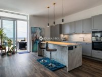 Eladó téglalakás, III. kerületben 353.99 M Ft, 4 szobás