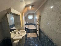 Eladó családi ház, Csákváron 84.9 M Ft, 5 szobás