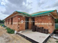 Eladó ikerház, Majosházán 69.9 M Ft, 3 szobás