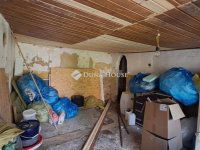 Eladó családi ház, Bakonyán 38.5 M Ft, 2 szobás