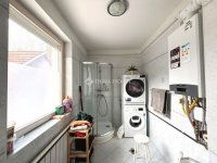 Eladó családi ház, III. kerületben 189.375 M Ft, 4 szobás