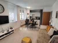 Eladó téglalakás, Székesfehérvárott 79.9 M Ft, 3 szobás