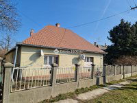 Eladó családi ház