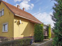 Eladó családi ház, Szigetszentmiklóson 124 M Ft, 5 szobás