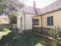 Eladó családi ház, Oslin 26.9 M Ft, 4 szobás
