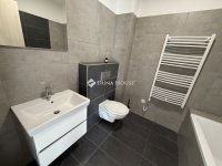 Eladó téglalakás, Vácon 99.5 M Ft, 2+2 szobás