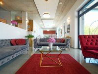 Eladó családi ház, Vácon 349.9 M Ft, 6 szobás