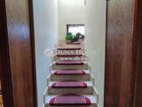 Eladó családi ház, XVII. kerületben 119.9 M Ft, 6 szobás