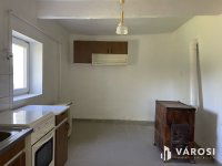 Eladó családi ház, Kamuton 10.9 M Ft, 1 szobás