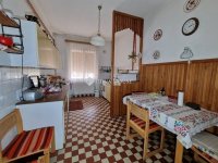 Eladó családi ház, XVII. kerületben 127.9 M Ft, 6 szobás