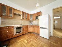 Eladó téglalakás, V. kerületben 139.9 M Ft, 4 szobás