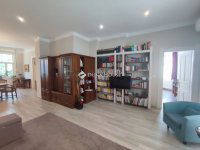 Eladó családi ház, Kecskeméten 220 M Ft, 5 szobás