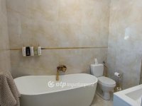 Eladó családi ház, Ercsiben 54.9 M Ft, 3 szobás