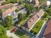 Eladó családi ház, Etyeken 46.999 M Ft, 4 szobás