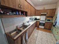 Eladó családi ház, Baján 49.999 M Ft, 4 szobás