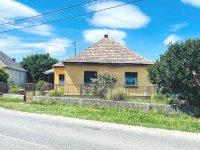 Eladó családi ház, Ácson 39 M Ft, 2 szobás