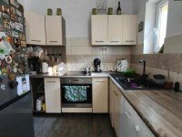 Eladó családi ház, Pécsett 64.9 M Ft, 3 szobás