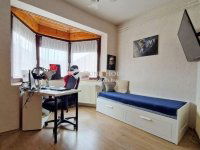 Eladó családi ház, XVIII. kerületben 210 M Ft, 6 szobás