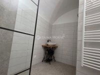 Eladó téglalakás, Kőszegen 51.9 M Ft, 3 szobás