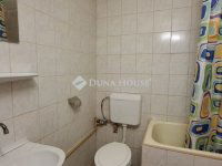 Eladó téglalakás, Pécsett 27.9 M Ft, 1 szobás