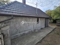 Eladó családi ház, Pilisen 15.5 M Ft, 2 szobás