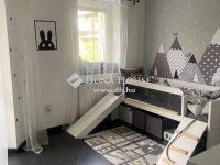 Eladó családi ház, II. kerületben 319 M Ft, 8 szobás