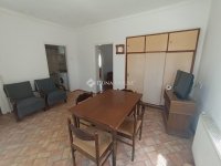 Eladó családi ház, Táton 59 M Ft, 2 szobás