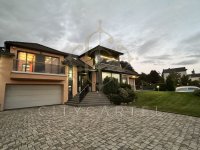 Eladó családi ház, Egerben 489 M Ft, 10 szobás