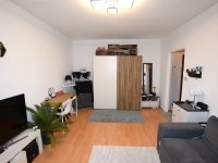 Kiadó panellakás, albérlet, Debrecenben 170 E Ft / hó, 1 szobás