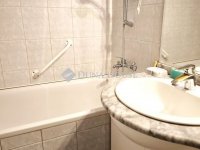 Eladó panellakás, Pécsett 46.9 M Ft, 3 szobás