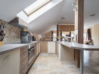 Eladó családi ház, Szigetszentmiklóson 170 M Ft, 4 szobás