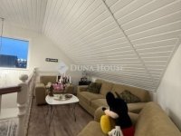 Eladó családi ház, Vecsésen 129.9 M Ft, 4 szobás