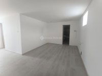 Eladó családi ház, Törtelen 42.9 M Ft, 4 szobás