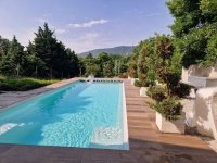 Eladó családi ház, III. kerületben 480 M Ft, 7 szobás