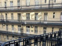 Eladó téglalakás, VI. kerületben 152 M Ft, 3 szobás