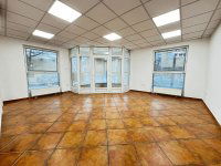 Kiadó üzlethelyiség