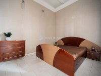 Eladó téglalakás, V. kerületben 319 M Ft, 4 szobás