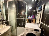 Eladó téglalakás, Szigetszentmiklóson 51.9 M Ft, 2 szobás