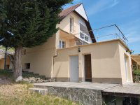 Eladó nyaraló, Balatonfüreden 126.5 M Ft, 3 szobás