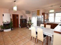 Eladó téglalakás, Debrecenben 86 M Ft, 2+1 szobás