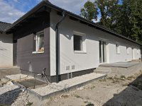 Eladó ikerház, Kiskunlacházán 59.9 M Ft, 4 szobás