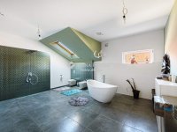 Eladó ikerház, Pécelen 369 M Ft, 11 szobás