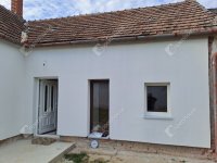 Eladó családi ház, Nemesrempehollóson 25 M Ft, 2 szobás