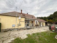 Eladó családi ház, Szanyon 24.89 M Ft, 2 szobás